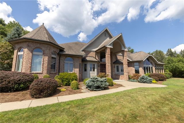 186 Hillcrest Road, Elmira, NY 14903