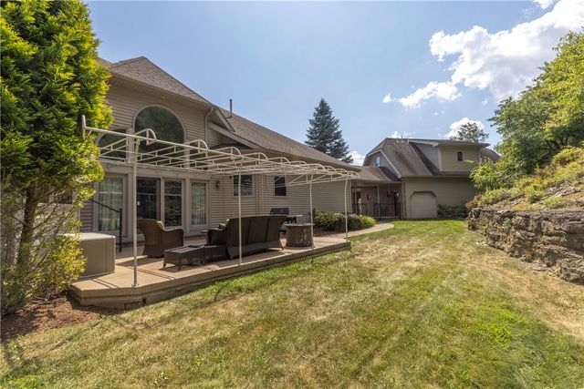 186 Hillcrest Road, Elmira, NY 14903