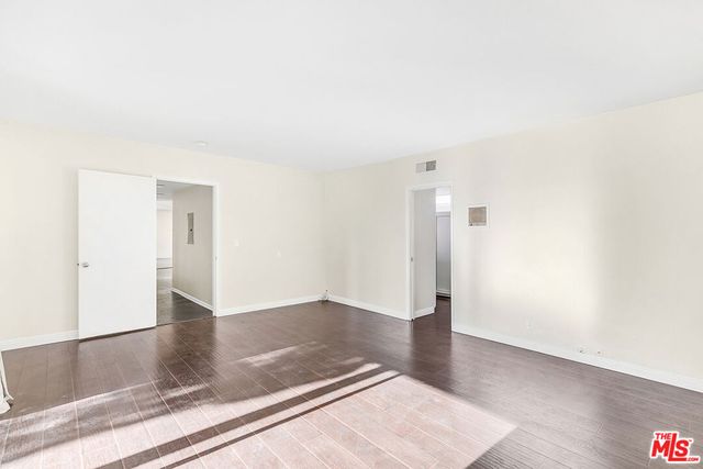 3543 Scadlock Lane, Sherman Oaks, CA 91403