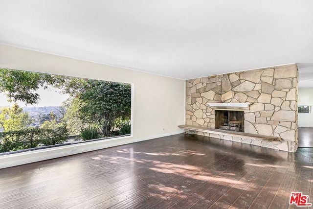 3543 Scadlock Lane, Sherman Oaks, CA 91403