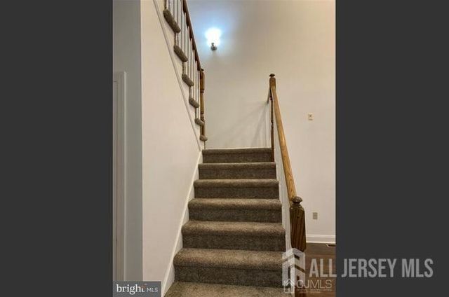 33 Marion Drive, Plainsboro, NJ 08536