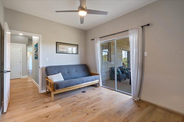 19215 White Horse CV, Spicewood, TX 78669