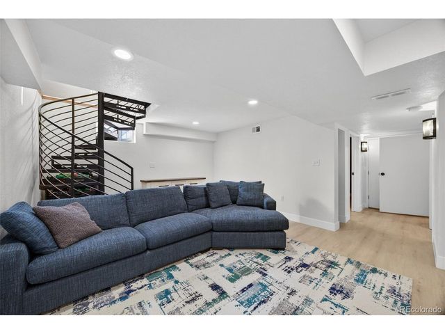 1390 Xavier St, Denver, CO 80204