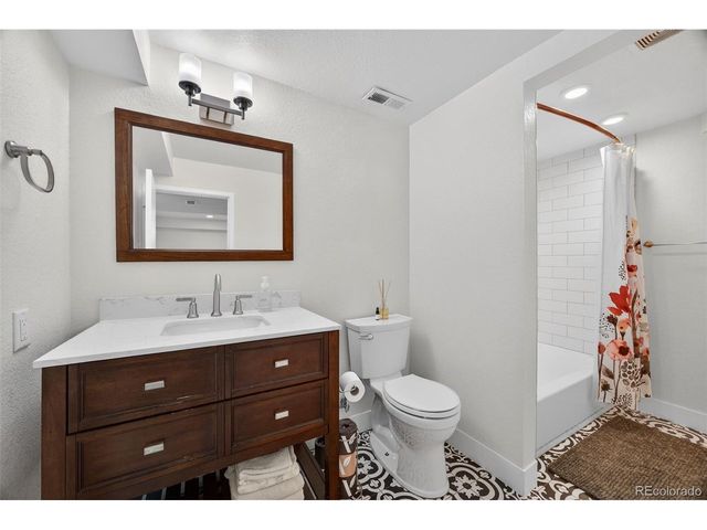 1390 Xavier St, Denver, CO 80204