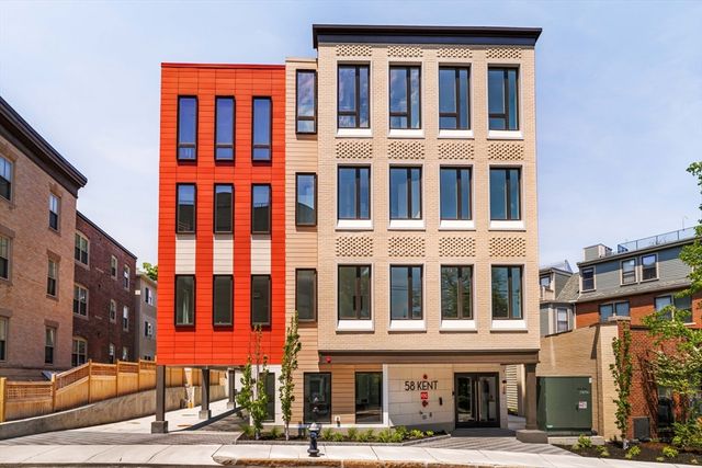 58 Kent U304, Brookline, MA 02445