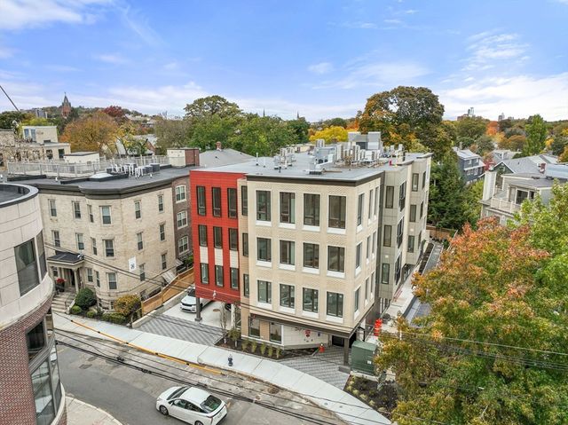 58 Kent U304, Brookline, MA 02445