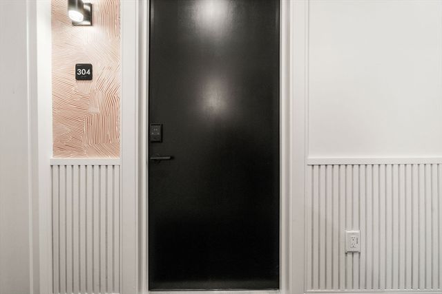 58 Kent U304, Brookline, MA 02445