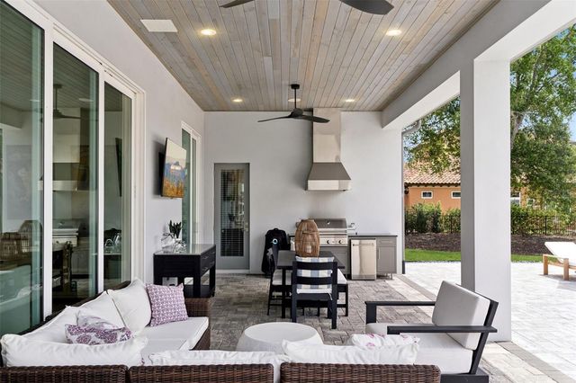 15220 PENDIO DRIVE, Bella Collina, FL 34756