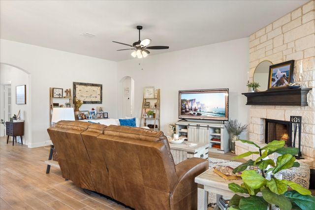 3165 Ferry Boat Lane, Granbury, TX 76049