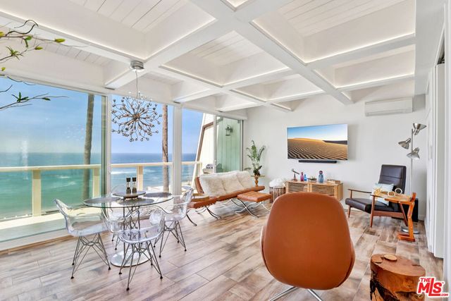11920 Whitewater Lane, Malibu, CA 90265
