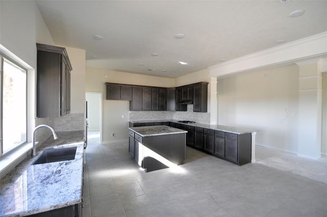 2207 Dorado Street, League City, TX 77539