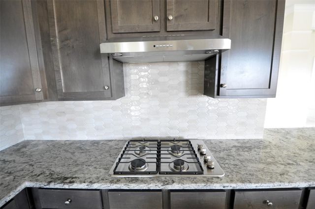 2207 Dorado Street, League City, TX 77539