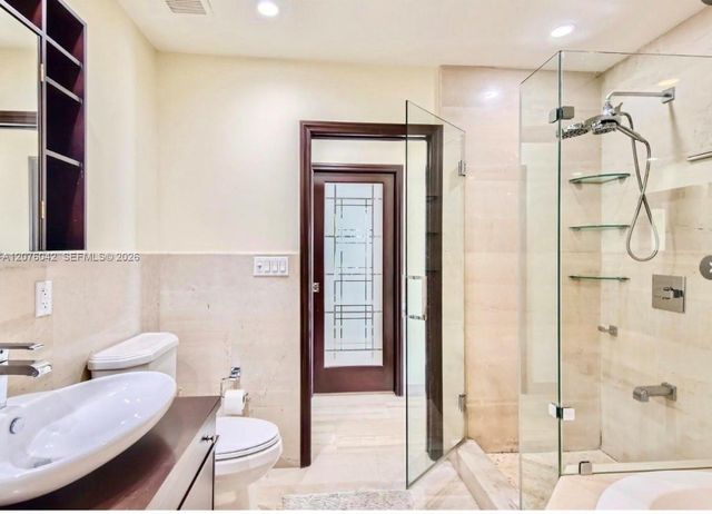 3864 NE 167th Street 5, North Miami Beach, FL 33160