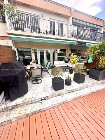 3864 NE 167th Street 5, North Miami Beach, FL 33160