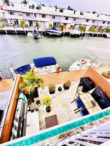 3864 NE 167th Street 5, North Miami Beach, FL 33160