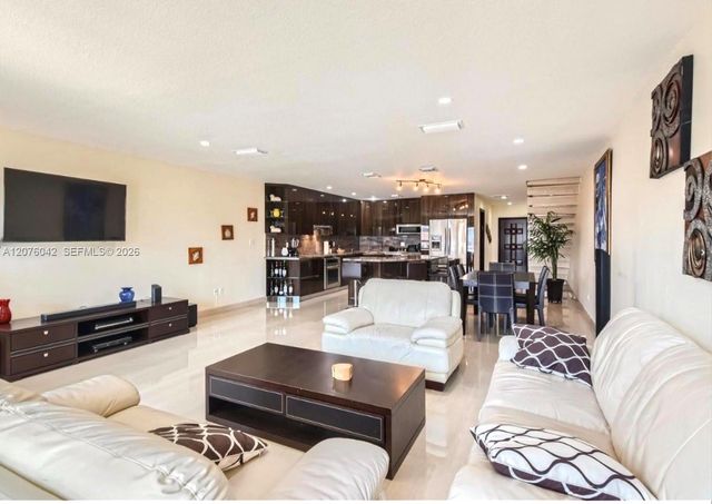 3864 NE 167th Street 5, North Miami Beach, FL 33160