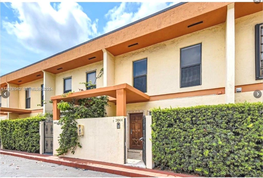 3864 NE 167th Street 5, North Miami Beach, FL 33160