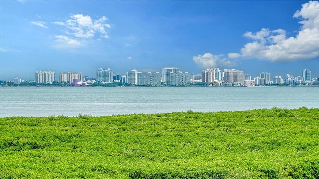 1930 HARBOURSIDE DRIVE 122, Longboat Key, FL 34228