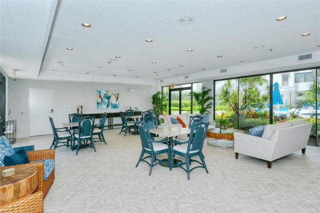 1930 HARBOURSIDE DRIVE 122, Longboat Key, FL 34228