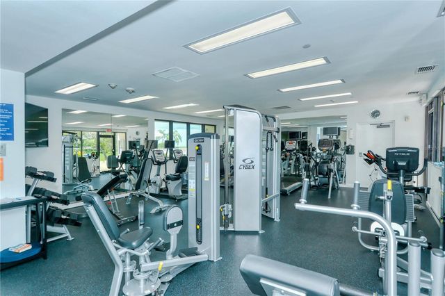 1930 HARBOURSIDE DRIVE 122, Longboat Key, FL 34228