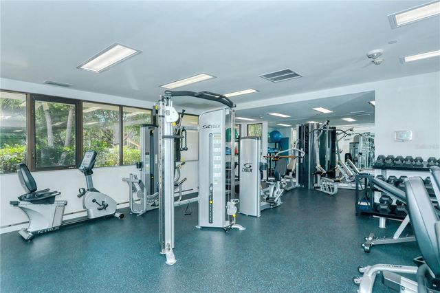 1930 HARBOURSIDE DRIVE 122, Longboat Key, FL 34228