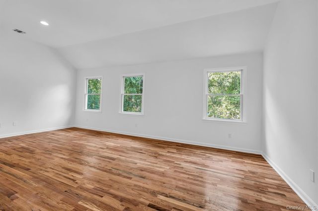1871 Edwards Avenue, Baiting Hollow, NY 11933
