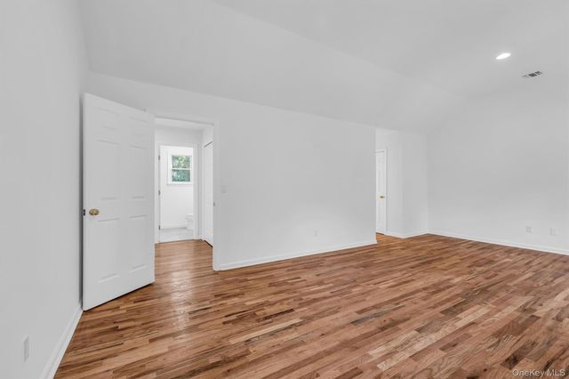 1871 Edwards Avenue, Baiting Hollow, NY 11933
