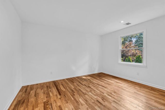 1871 Edwards Avenue, Baiting Hollow, NY 11933