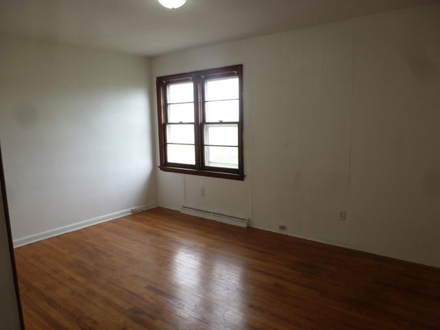 5064 Hess Street, Saginaw, MI 48601