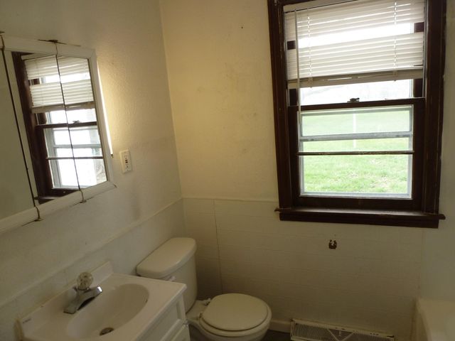5064 Hess Street, Saginaw, MI 48601