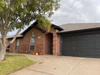 616 Ember Lane, Mansfield, TX 76063