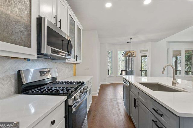 5880 Olde Atlanta Parkway, Suwanee, GA 30024