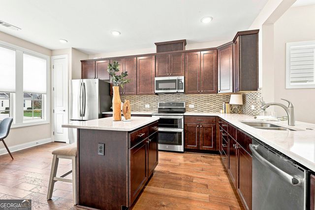 222 Silver Maple Court, Peachtree City, GA 30269