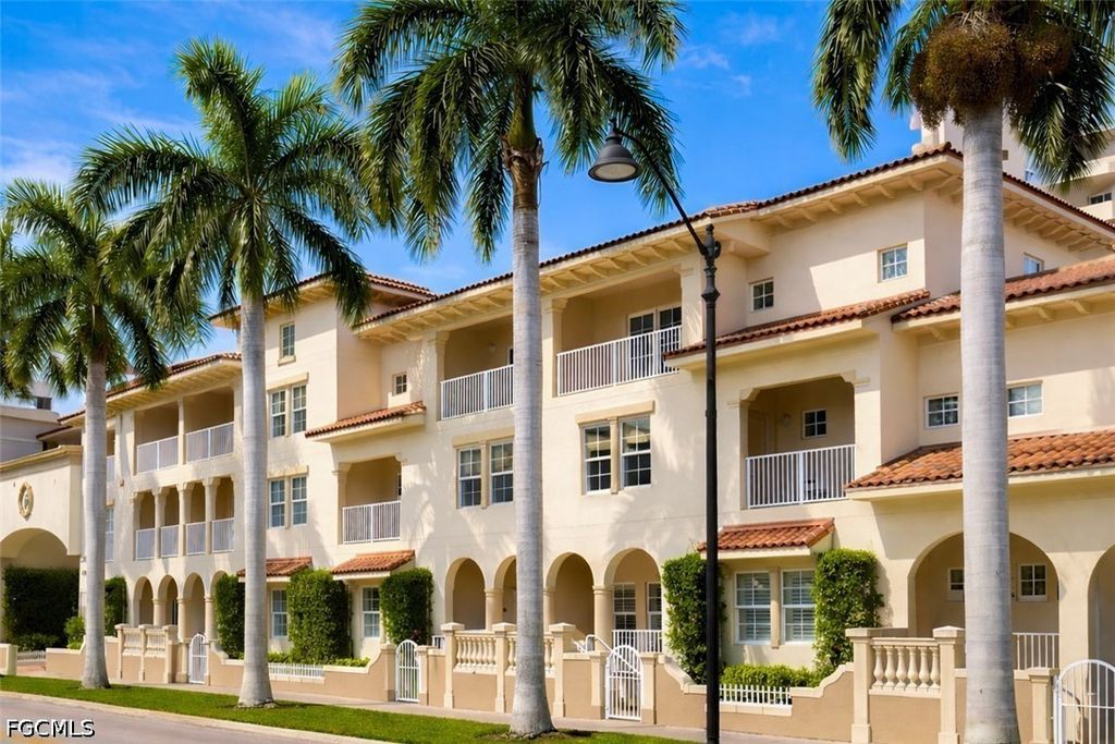 2080 W 1st ST 304, Fort Myers, FL 33901