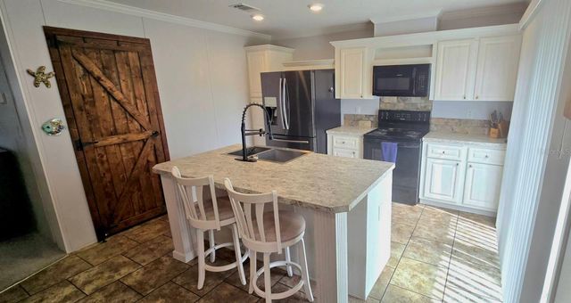 210 PHILADELPHIA COURT 17, Palm Harbor, FL 34684