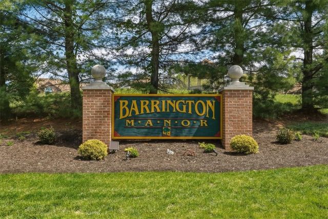 106 Barrington DRIVE, Collier Twp, PA 15071