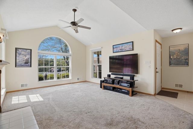 106 Barrington DRIVE, Collier Twp, PA 15071