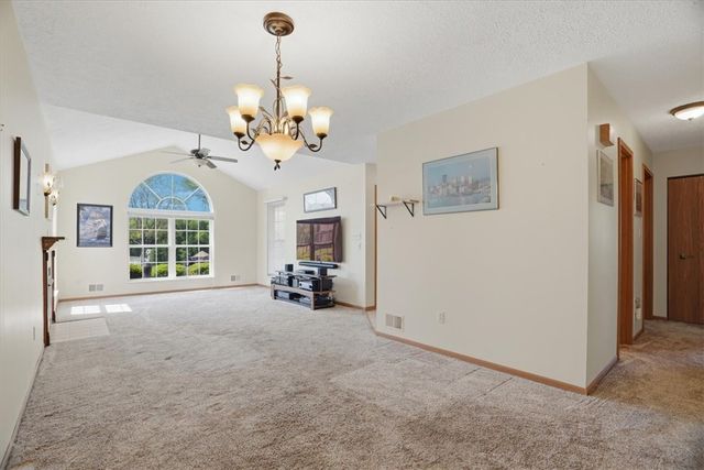 106 Barrington DRIVE, Collier Twp, PA 15071
