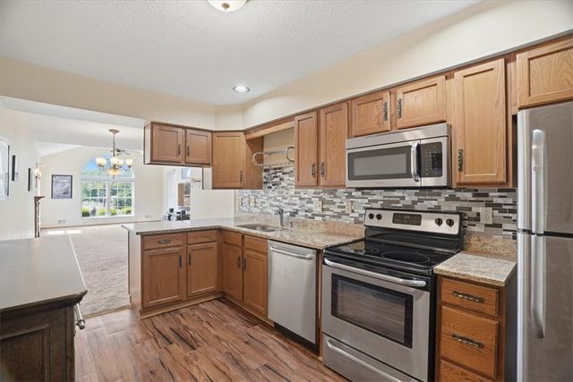 106 Barrington DRIVE, Collier Twp, PA 15071