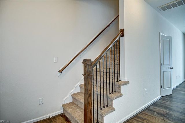 139 S Budding AVE, Virginia Beach, VA 23452