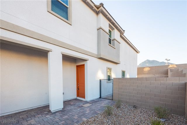 95 Silver Run Lane, Las Vegas, NV 89138