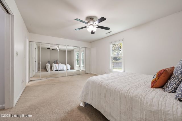 10928 Fairway Pointe Dr, Louisville, KY 40241