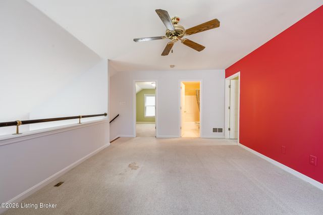 10928 Fairway Pointe Dr, Louisville, KY 40241
