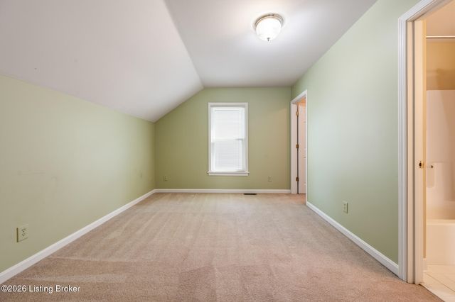 10928 Fairway Pointe Dr, Louisville, KY 40241