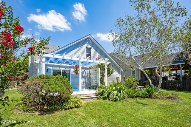 10928 Fairway Pointe Dr, Louisville, KY 40241