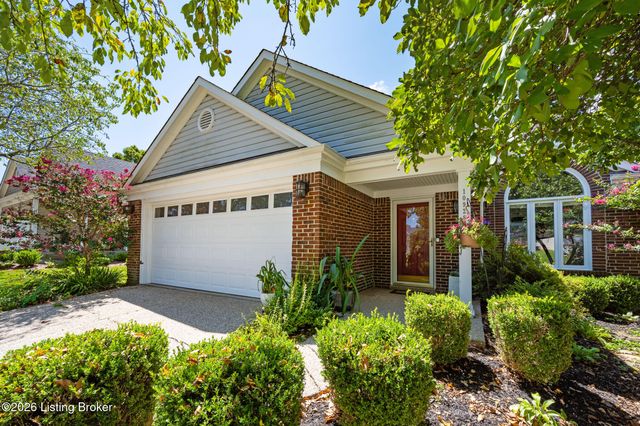 10928 Fairway Pointe Dr, Louisville, KY 40241