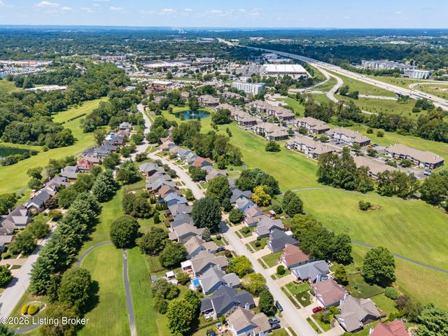 10928 Fairway Pointe Dr, Louisville, KY 40241