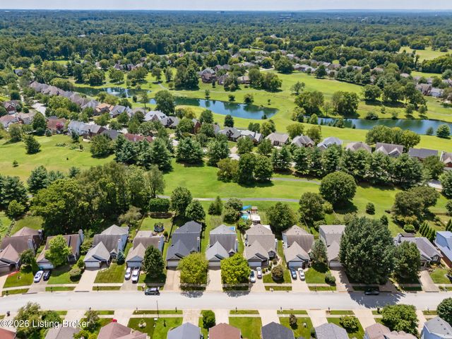 10928 Fairway Pointe Dr, Louisville, KY 40241