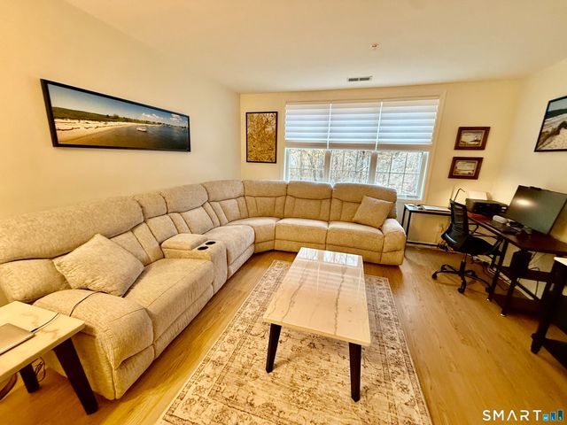 2590 Gold Star Highway 110, Groton, CT 06355