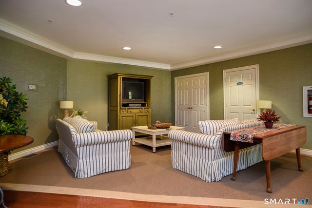 2590 Gold Star Highway 110, Groton, CT 06355